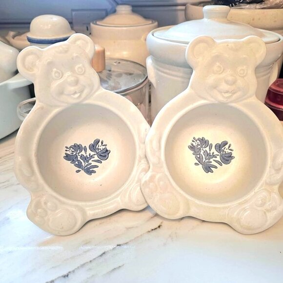 2 VTG Pfaltzgraff Yorktowne Bear Porringer Cereal Child Bowls - Picture 1 of 6